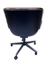 Load image into Gallery viewer, Pollock Executive Chair by Knoll