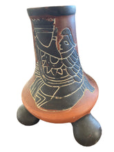 Load image into Gallery viewer, Vintage Mexican Tripod Pottery
