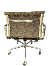 Load image into Gallery viewer, Herman Miller Eames Aluminum Group Fabric Chair
