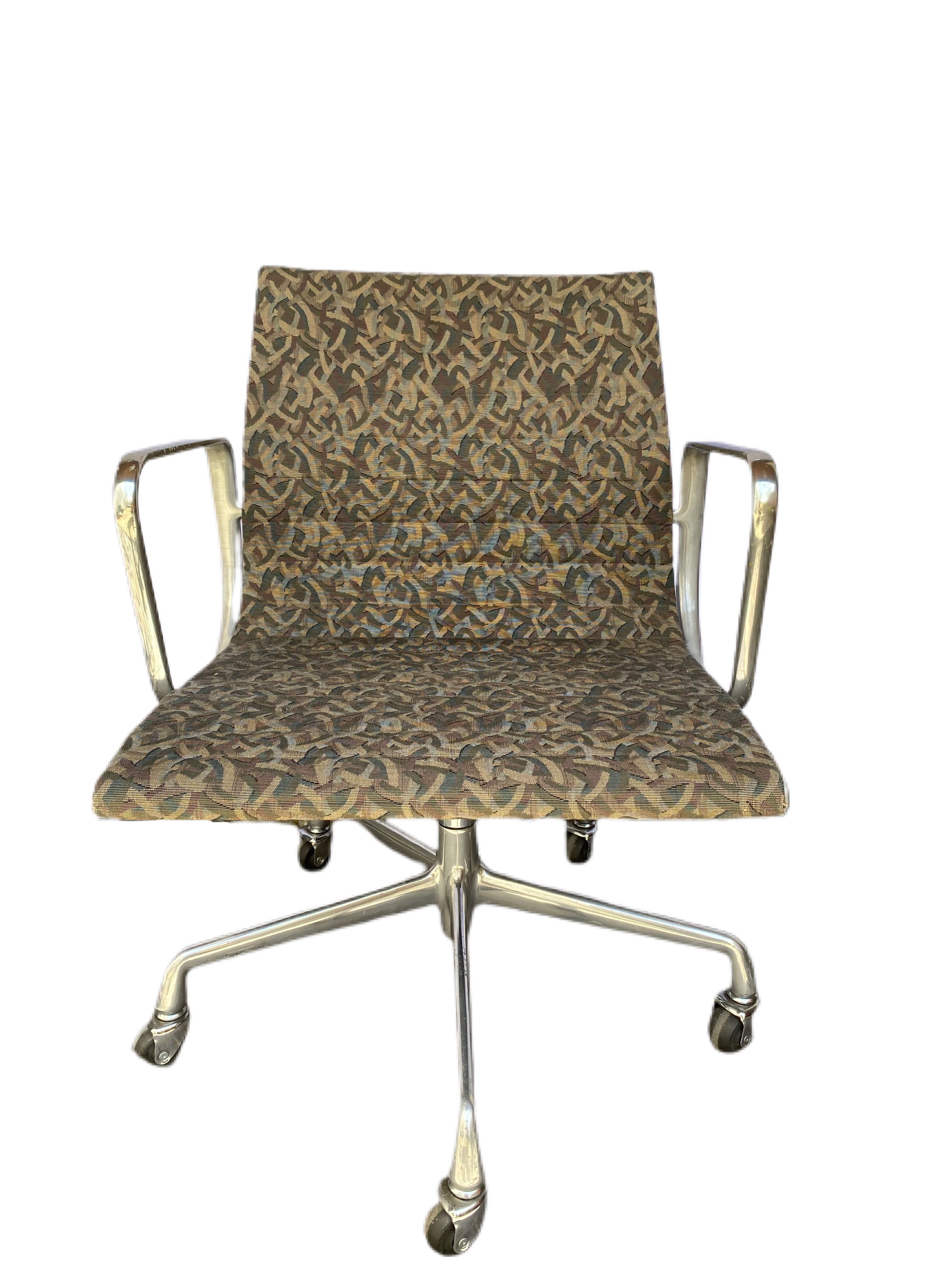 Herman Miller Eames Aluminum Group Fabric Chair – Acme Mid-Century