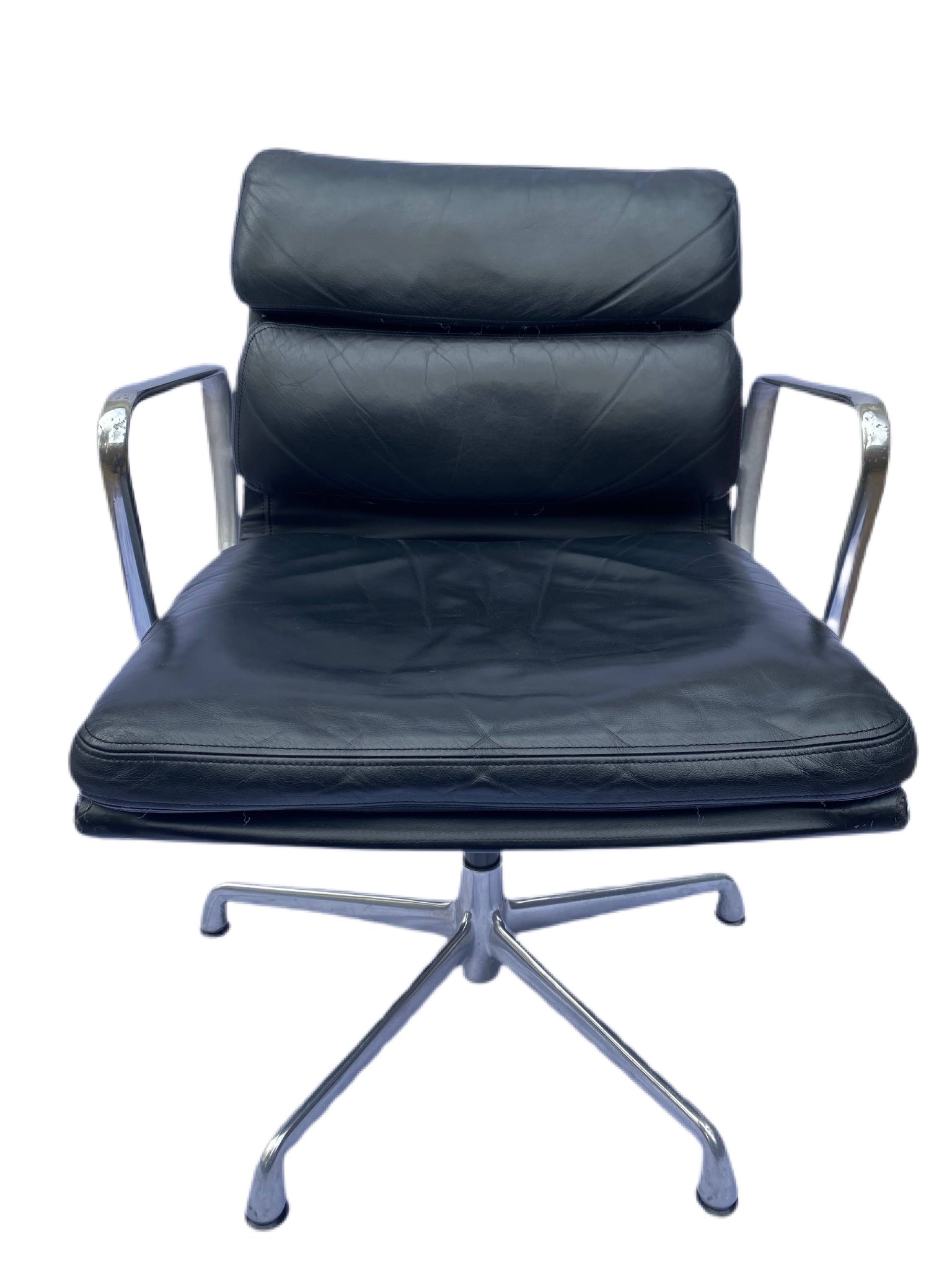 Eames Soft Pad Group Management Chair with No Arms for Herman Miller